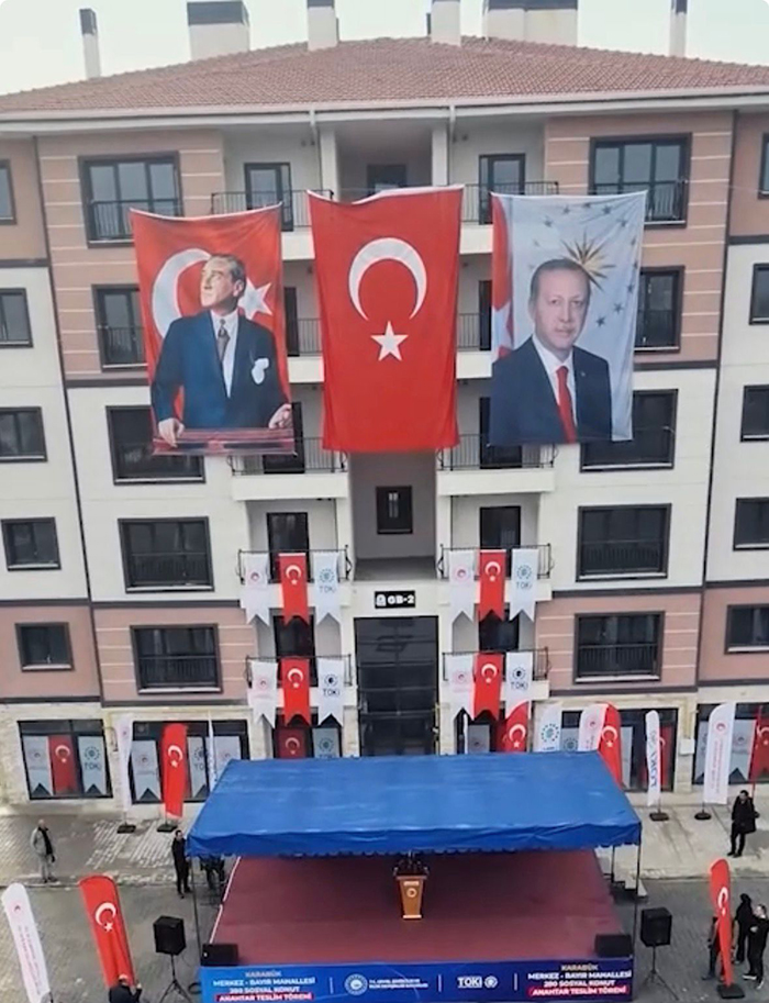 Toki Bina Bayraklari Toplu Konut Acilis Bayraklari K2
