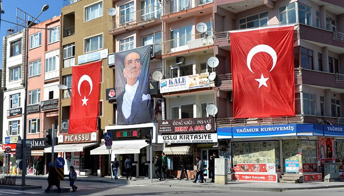 Bina ve Sitelerde Kullanılan Türk Bayrakları - Apartman Bayrağı