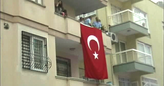 Bina ve Sitelerde Kullanılan Türk Bayrakları - Apartman Bayrağı