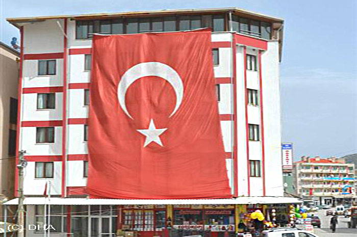 Bina ve Sitelerde Kullanılan Türk Bayrakları - Apartman Bayrağı