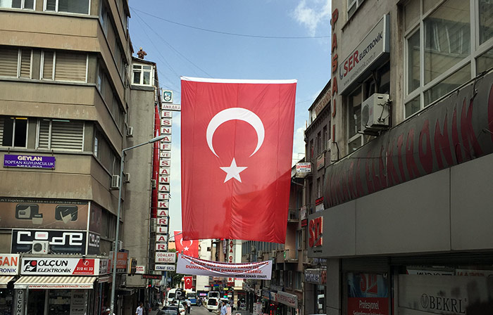Bina ve Sitelerde Kullanılan Türk Bayrakları - Apartman Bayrağı