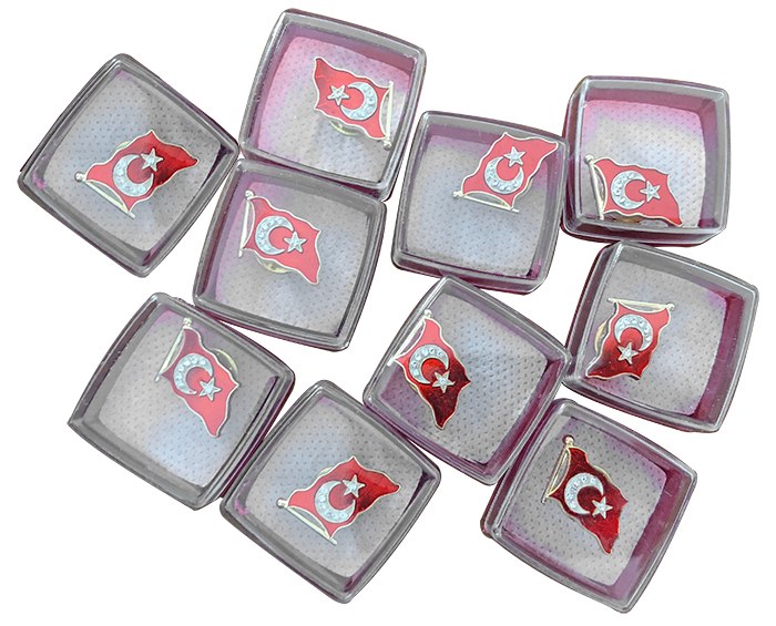 TBR19 Dalgalı Türk Bayrağı Rozeti - Cumhurbaşkanı Rozeti- Vip Rozet