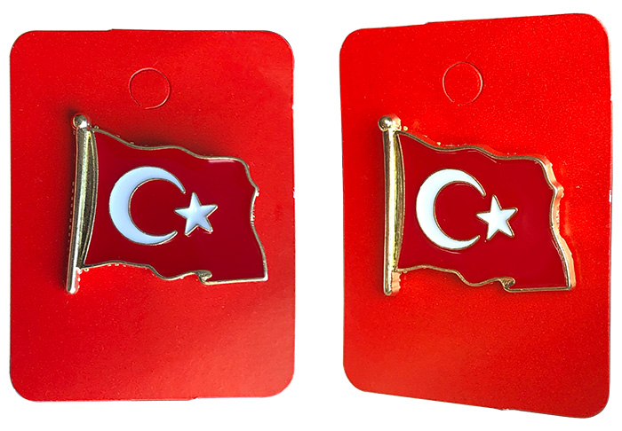 TBR25 Dalgalı Türk Bayrağı Rozeti - Yeni Model