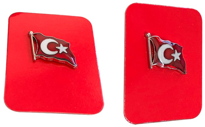 TBR29 Dalgalanan Türk Bayrağı Rozeti - VİP