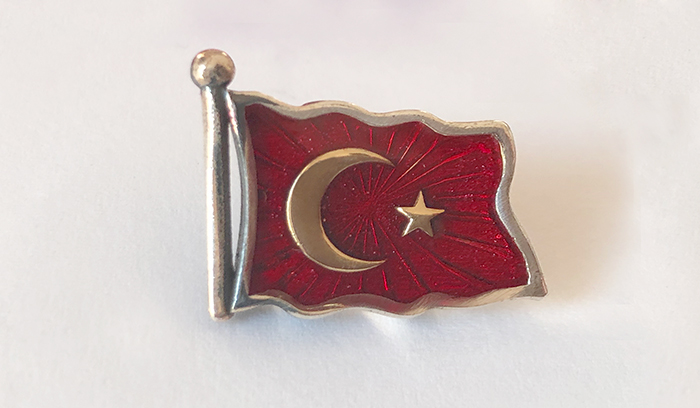 TBR44 925 Ayar Türk Bayrağı Rozeti