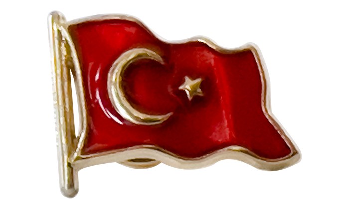 TBR43 Dalgalı Türk Bayrağı Rozeti