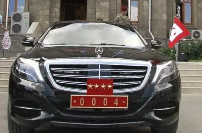 Askeri Makam Araçları için Takmatik Plaka Seti Yıldızlı AAA