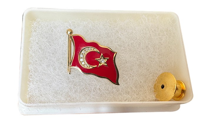 Altın Türk Bayrağı Yaka Rozeti - Ay Yıldızlı Rozet