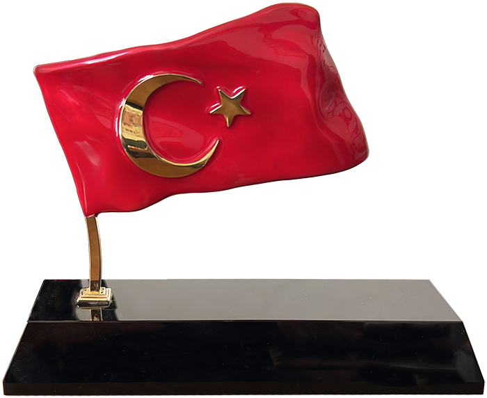 MVIP02 Dalgalanan Bayraklı Masa İsimliği