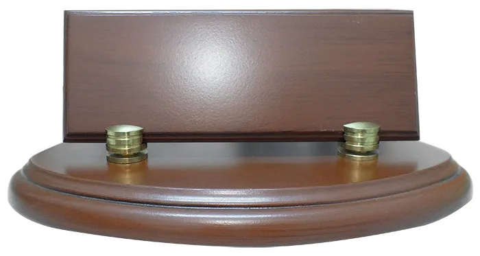232 - Ahşap Oval Açık Kahve Masa İsimliği