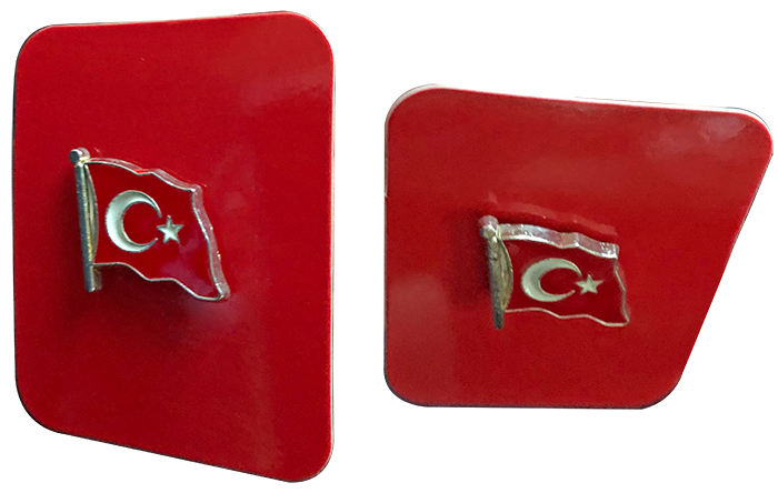 TBR5 Dalgalı Türk Bayrağı Rozeti Kaliteli