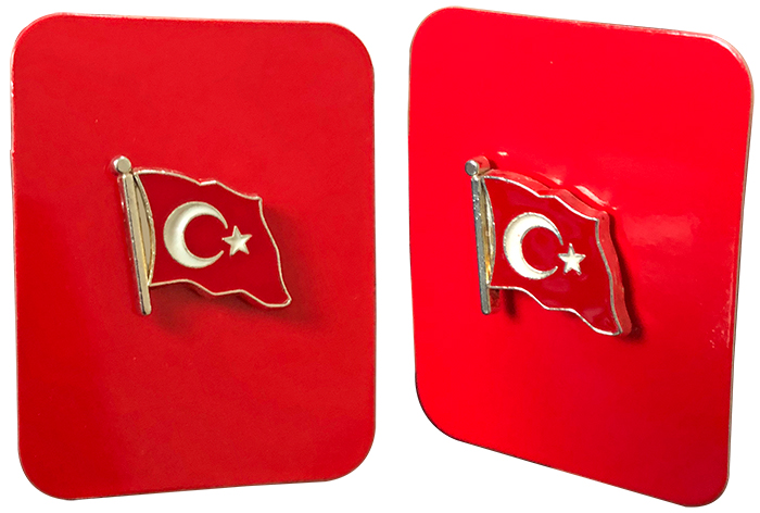 TBR5 Dalgalı Türk Bayrağı Rozeti Kaliteli