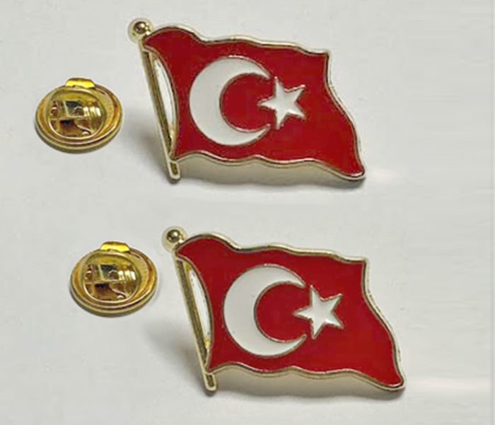 TBR5 Dalgalı Türk Bayrağı Rozeti Kaliteli