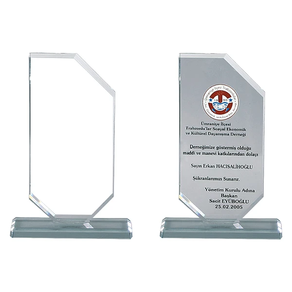 P121 Kristal Plaket
